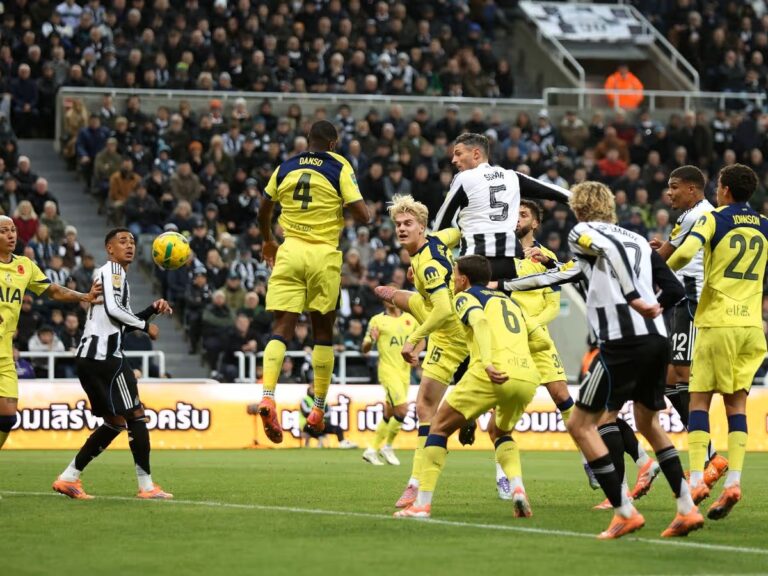 0_Newcastle-United-v-Tottenham-Hotspur